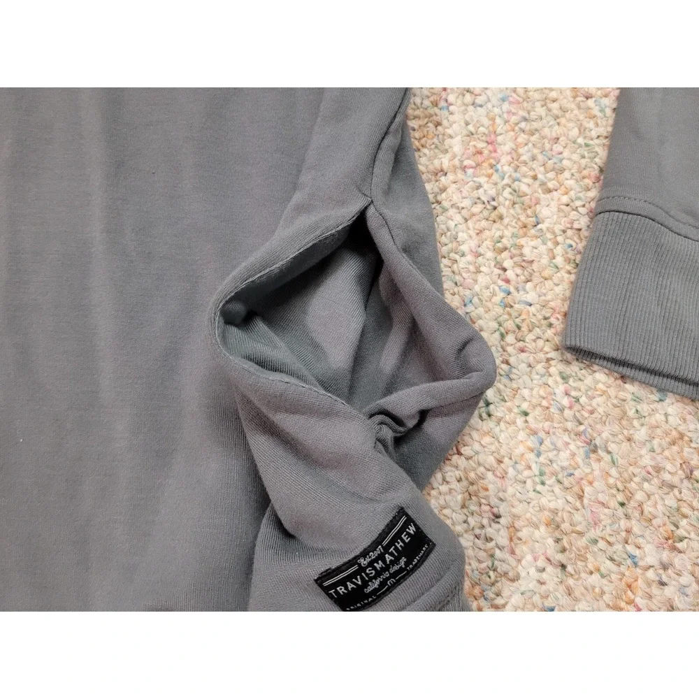Travis Mathew Sweater Mens Medium‎ Grey Quarter Zip Pullover Golf Performance